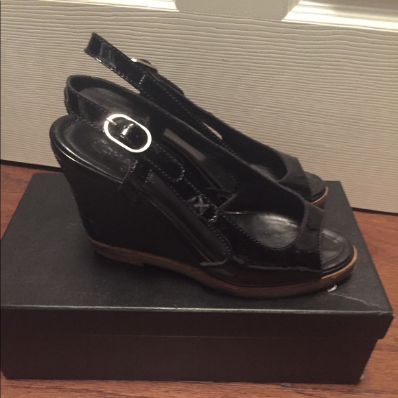 Chanel wedge sandals - Picture 1 of 8